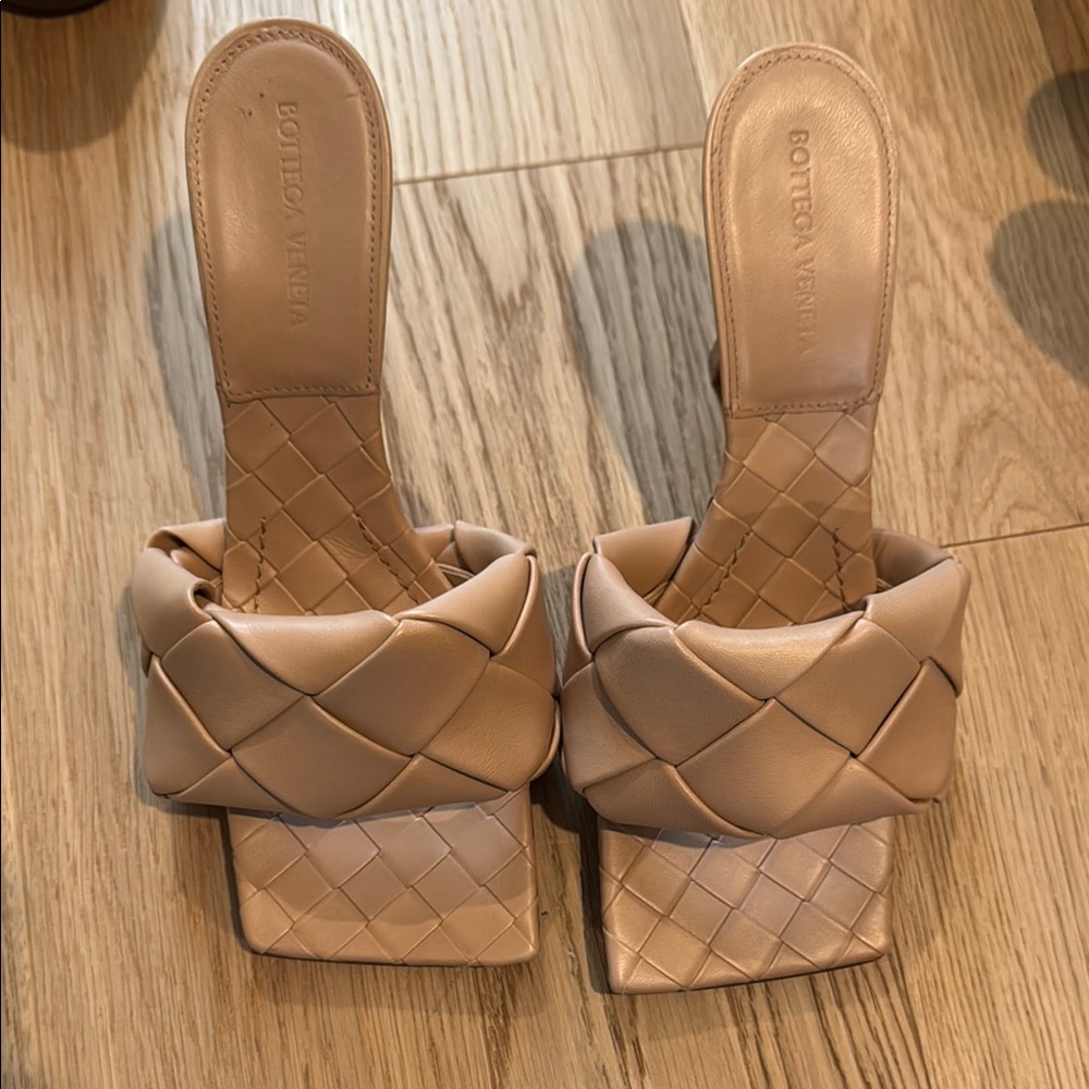 Bottega Veneta Tan Heels with Woven Design
